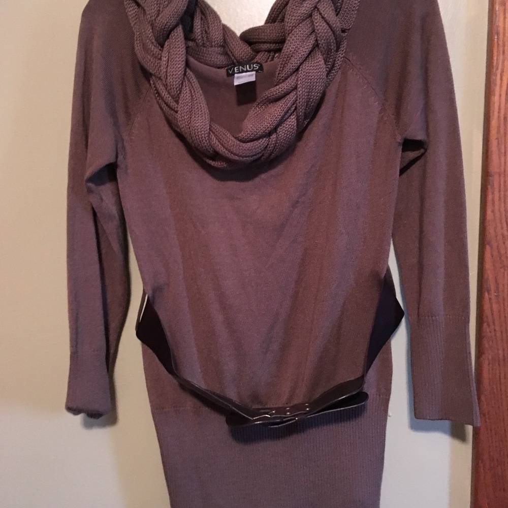 Beautiful brown sweater